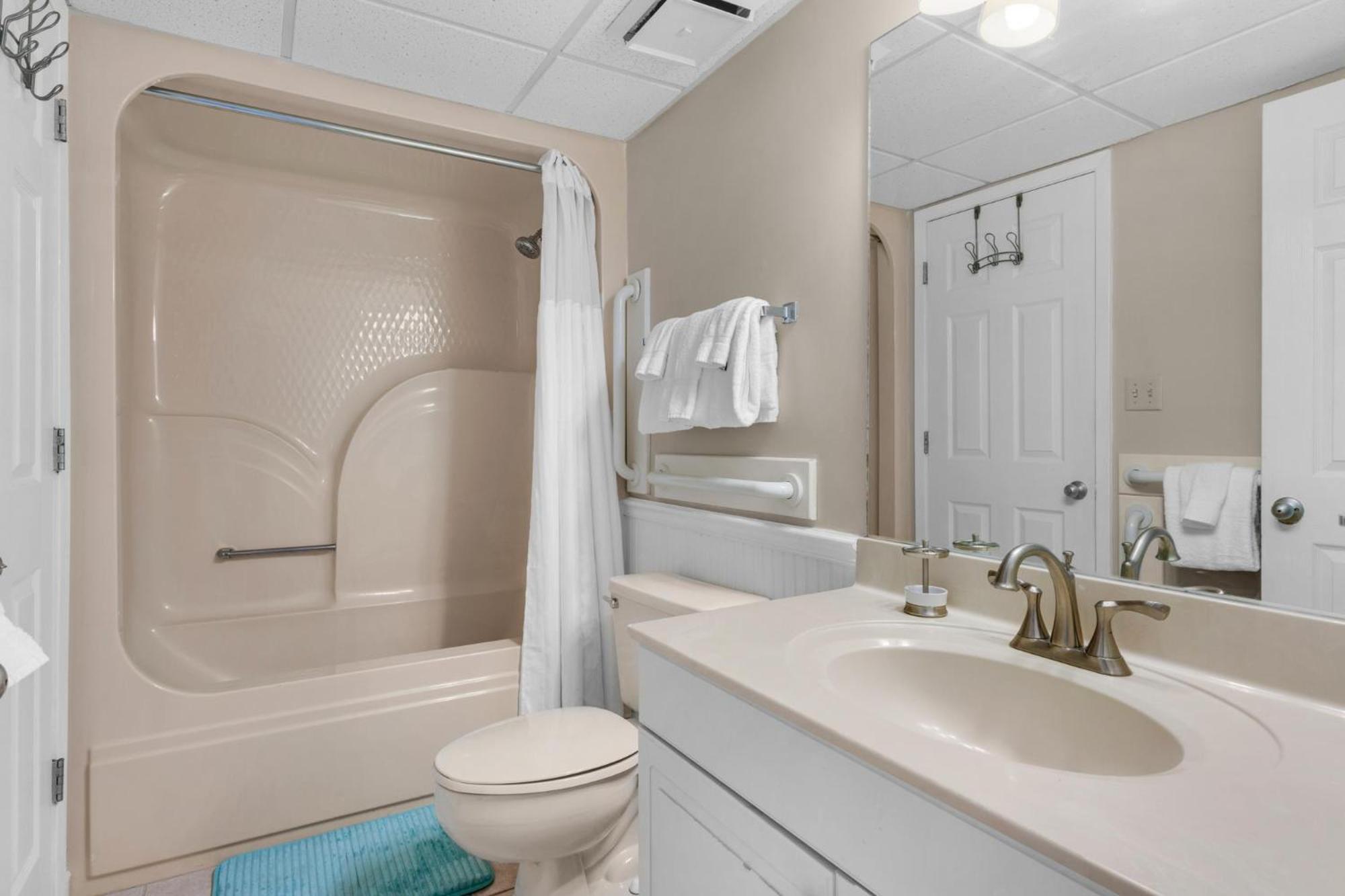 Edgewater 2705