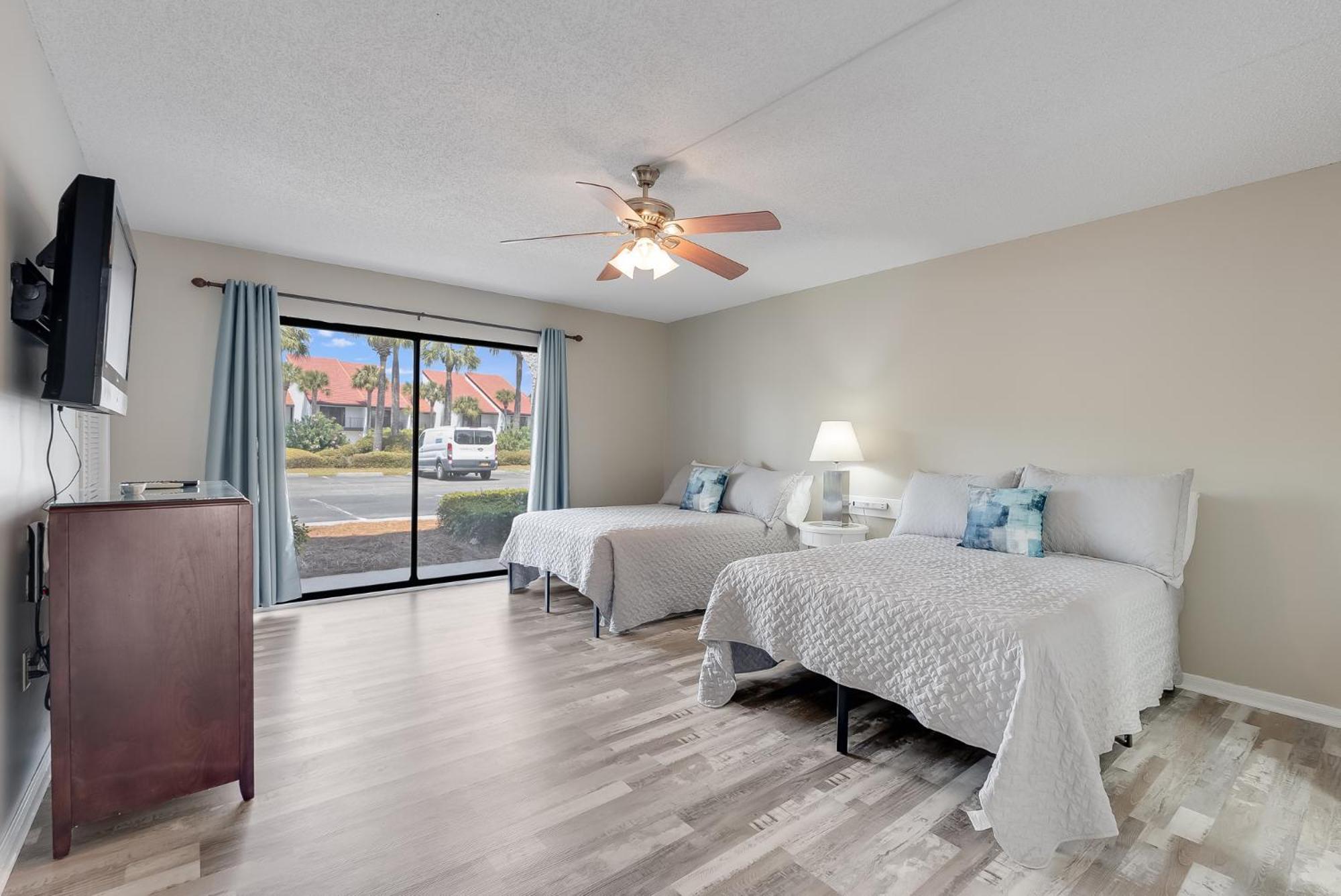 Edgewater 2705